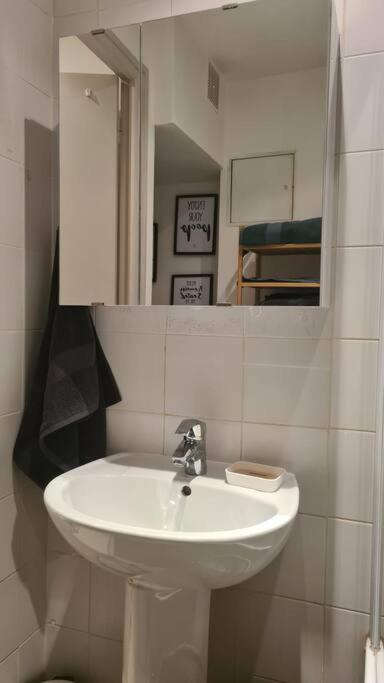 Emplacement Exceptionnel Et Rare Paris Suresnes Longchamp Extérieur photo